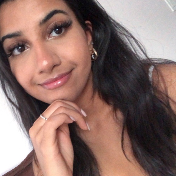 Meet your Posher, Harpreet - Picture 1 of 1